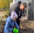 Розы посадили у Ульяновского авиационного колледжа, школы № 86 и детских садов Нового города - Городская Дума